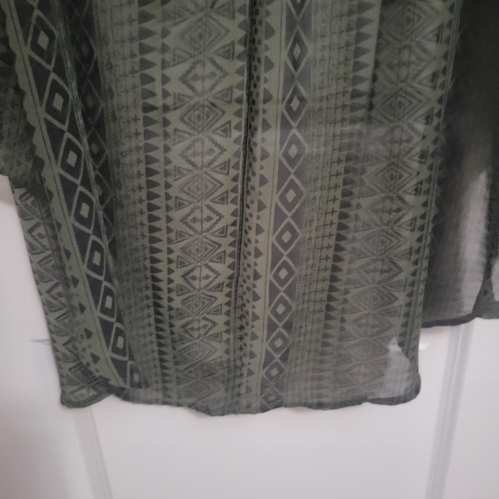 Inis Tribal Geometric High-Low Asymmetrical Skirt Dark Green and Black - Picture 7 of 10